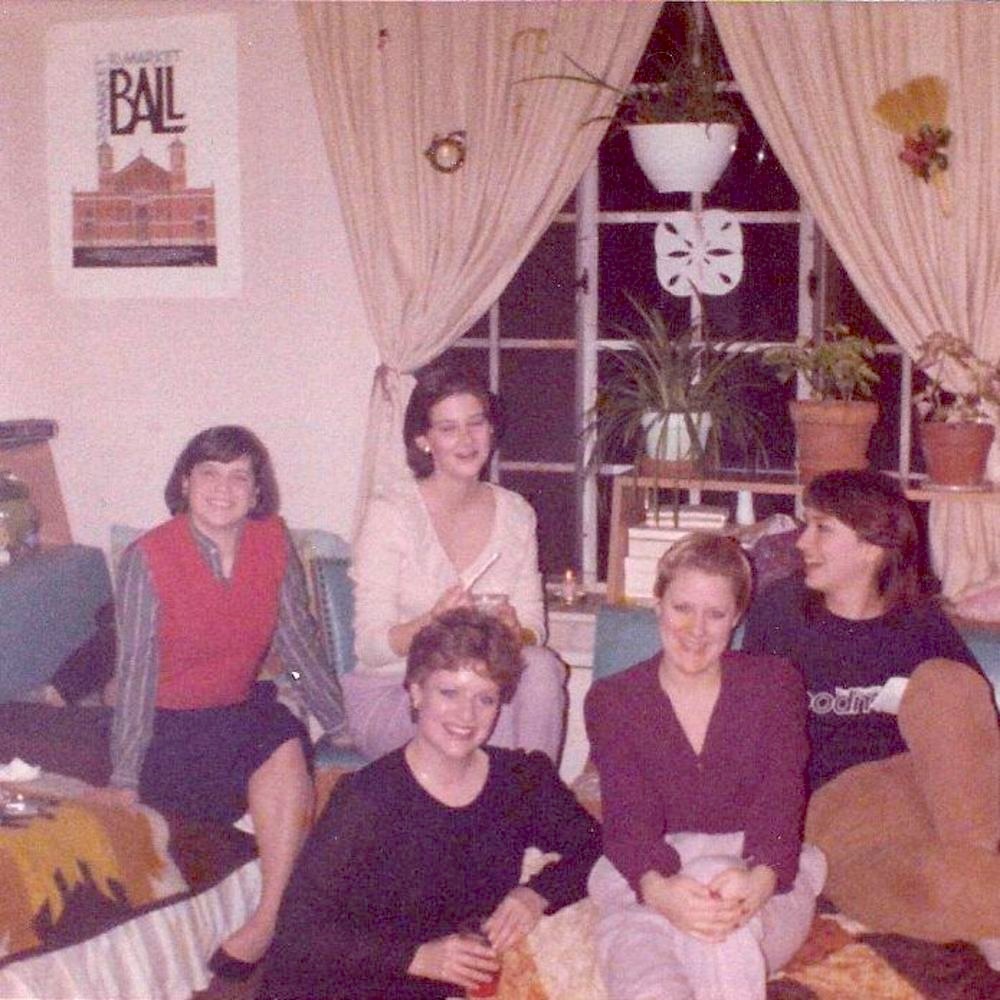 Meet your Posher, Phyllis